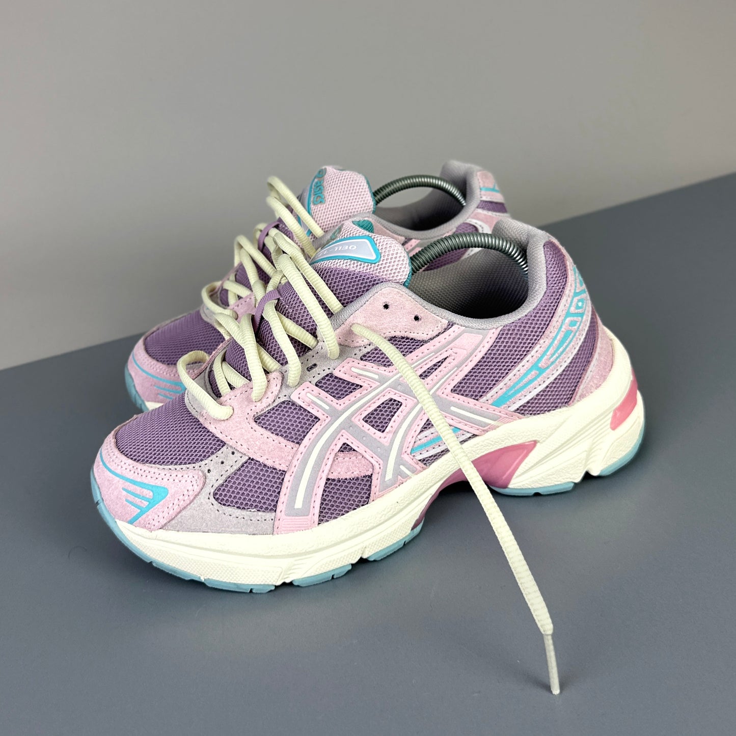us9W | eu40.5 | cm25.5