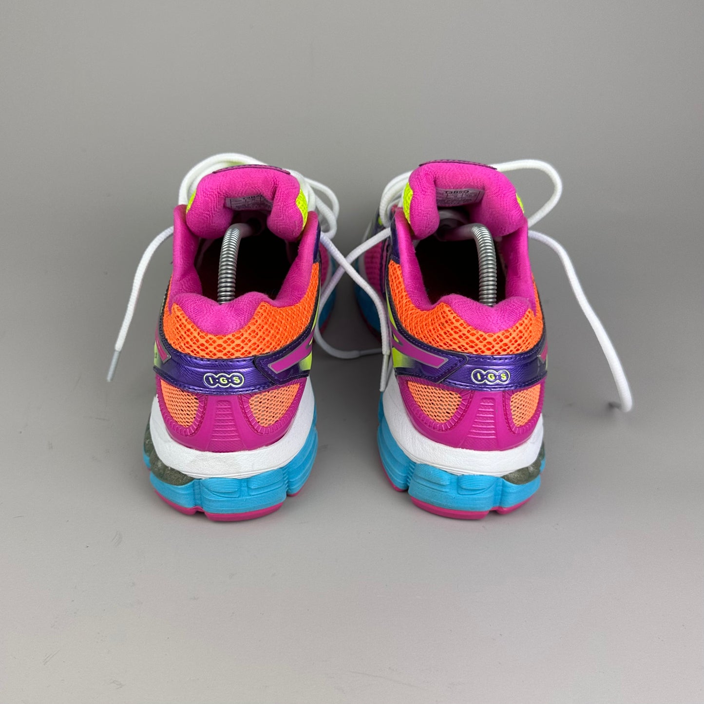 us9W | eu40.5 | cm25.5
