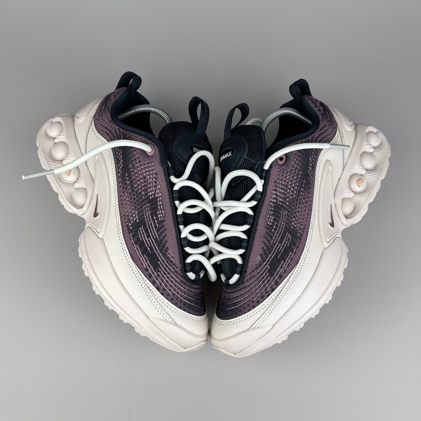 A FEW SIZE AVAILABLE